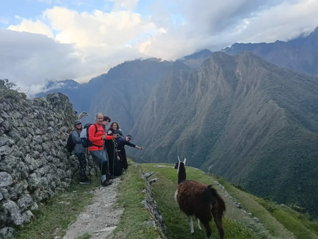 Inca Trail Machu Picchu 4 days classic stone path through cloud forest with mountain views